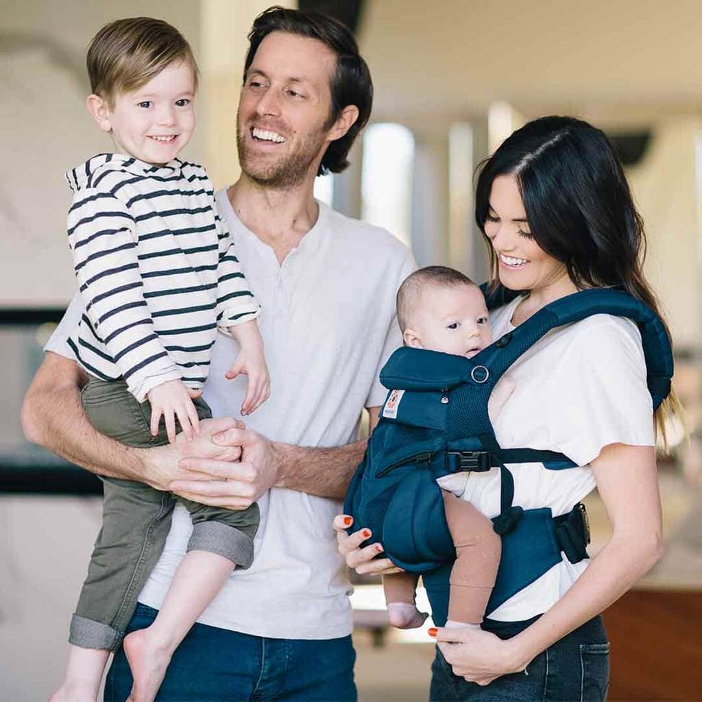 Porte Bébé - BreathBabyBag™ - Bleu Marine - Petit Promeneur