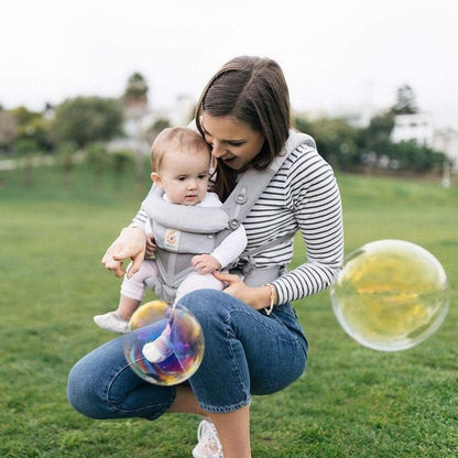 Porte Bébé - BreathBabyBag™ - Gris - Petit Promeneur