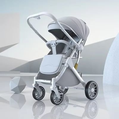 poussette compacte effet miroir