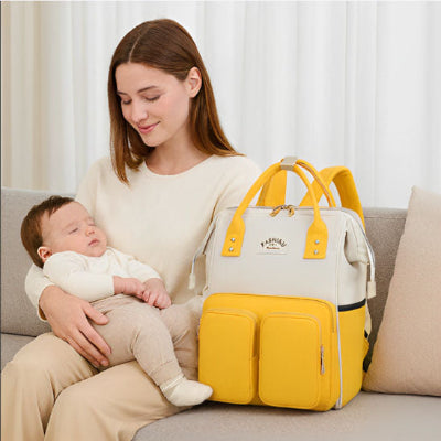 sac a langer maman observe bebe