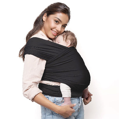 sieste dans bébé porté en echarpe